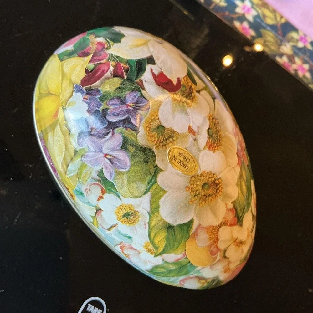 Vintage Easter Thomas L. Cathey Collection Metal Tin Egg - 1980s 2‎ Avail.